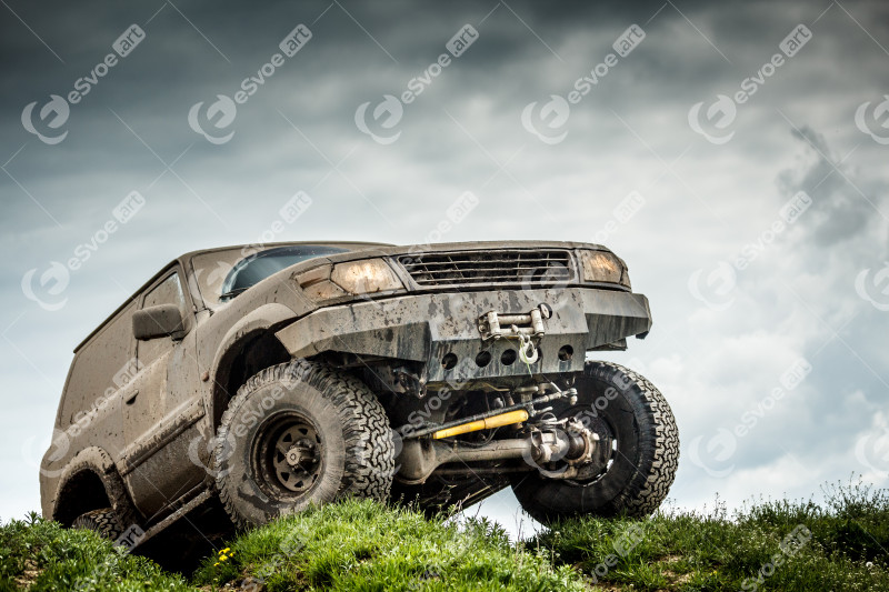 Off road car