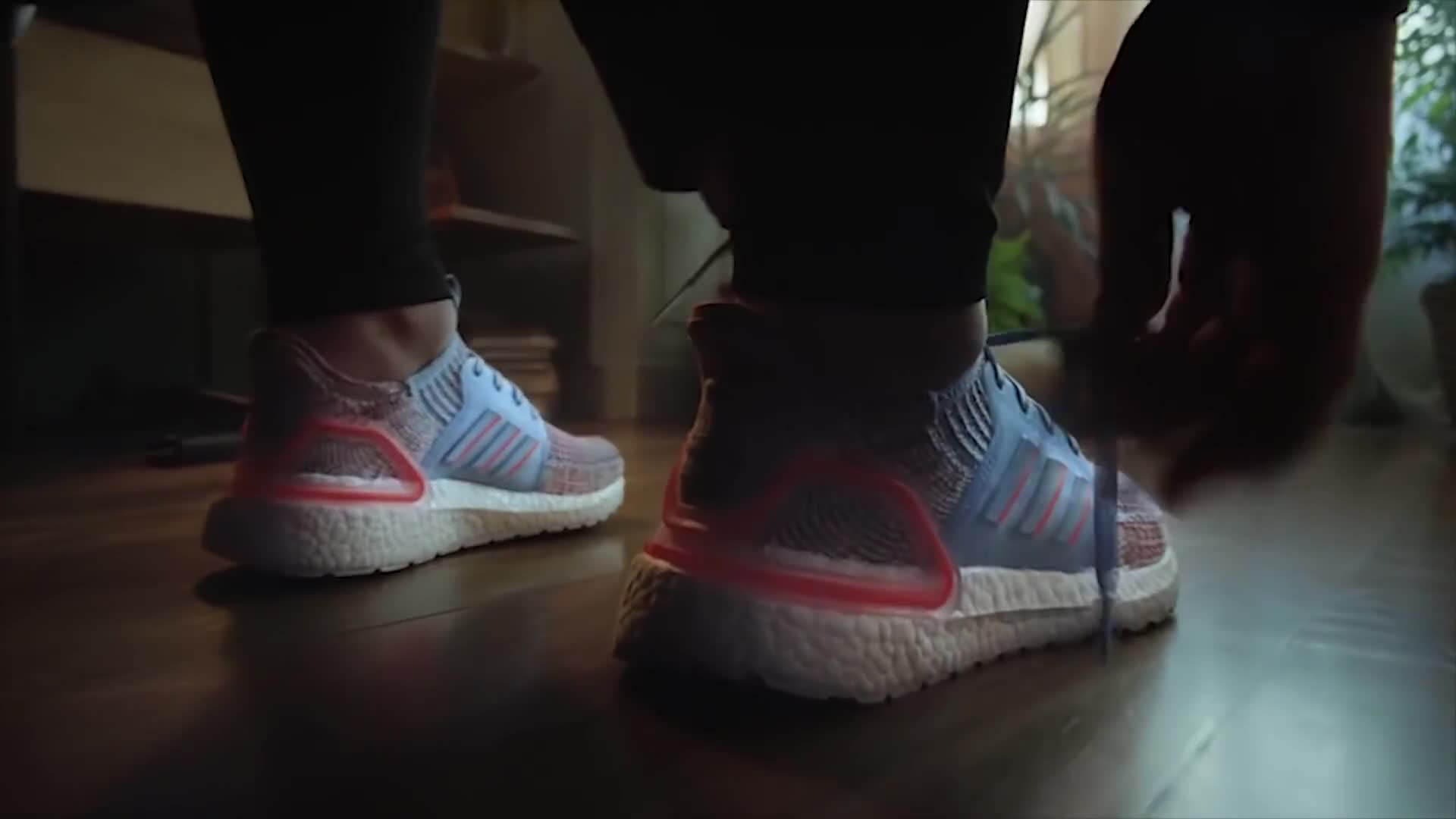 STEPN GO и Adidas Ultraboost 5