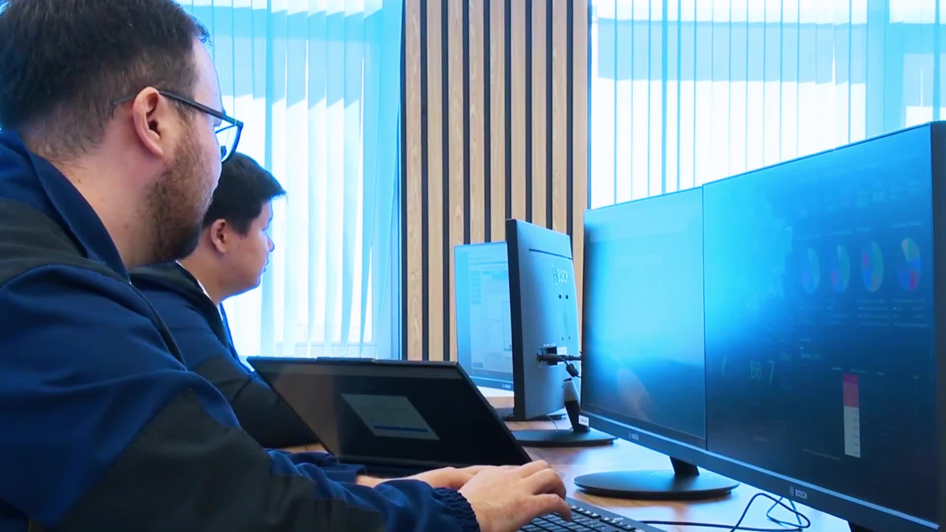 Supercomputer